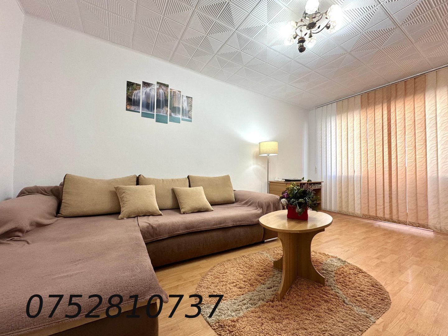Apartament 3 camere, etaj intermediar - Poză 1
