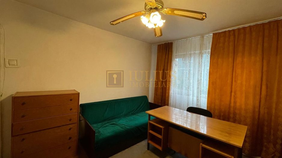 1 Camera ultracentral, in zona Medicina - Poză 3