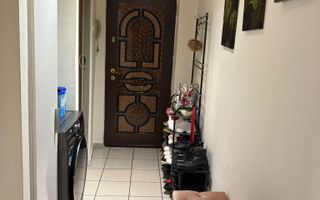 Vând apartament cu 2 camere în Vest - Poză 7