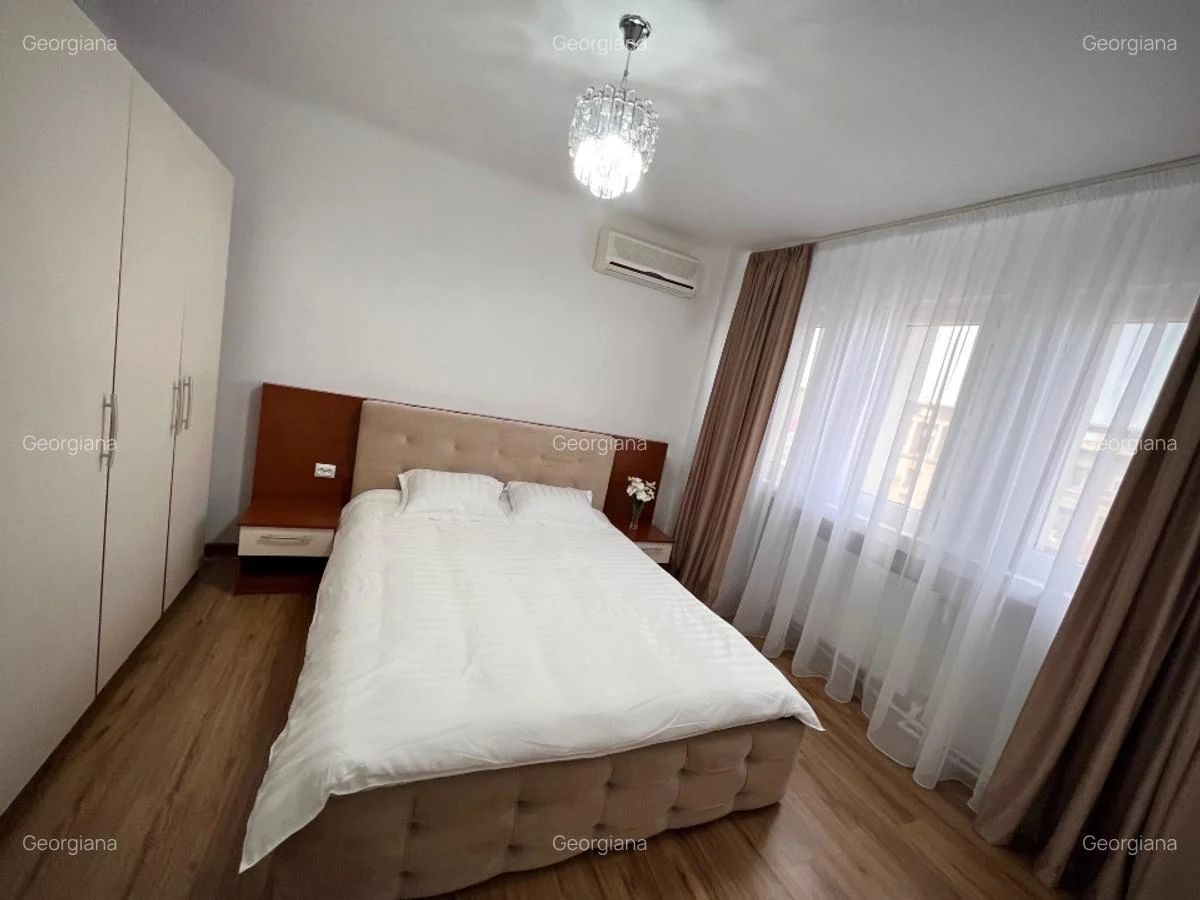 Apartament superb Piata Romana - Poză 3
