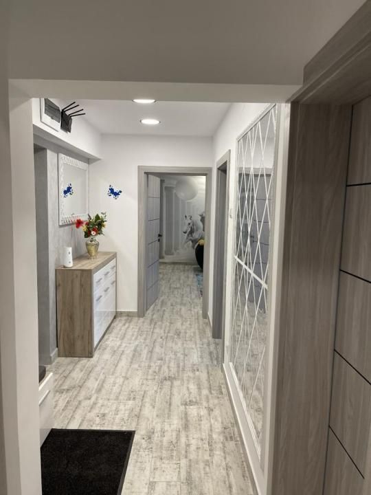 P-ta Alba Iulia - Bld. Burebista, apartament 2 camere decomandate - LUX, et.4 - Poză 6