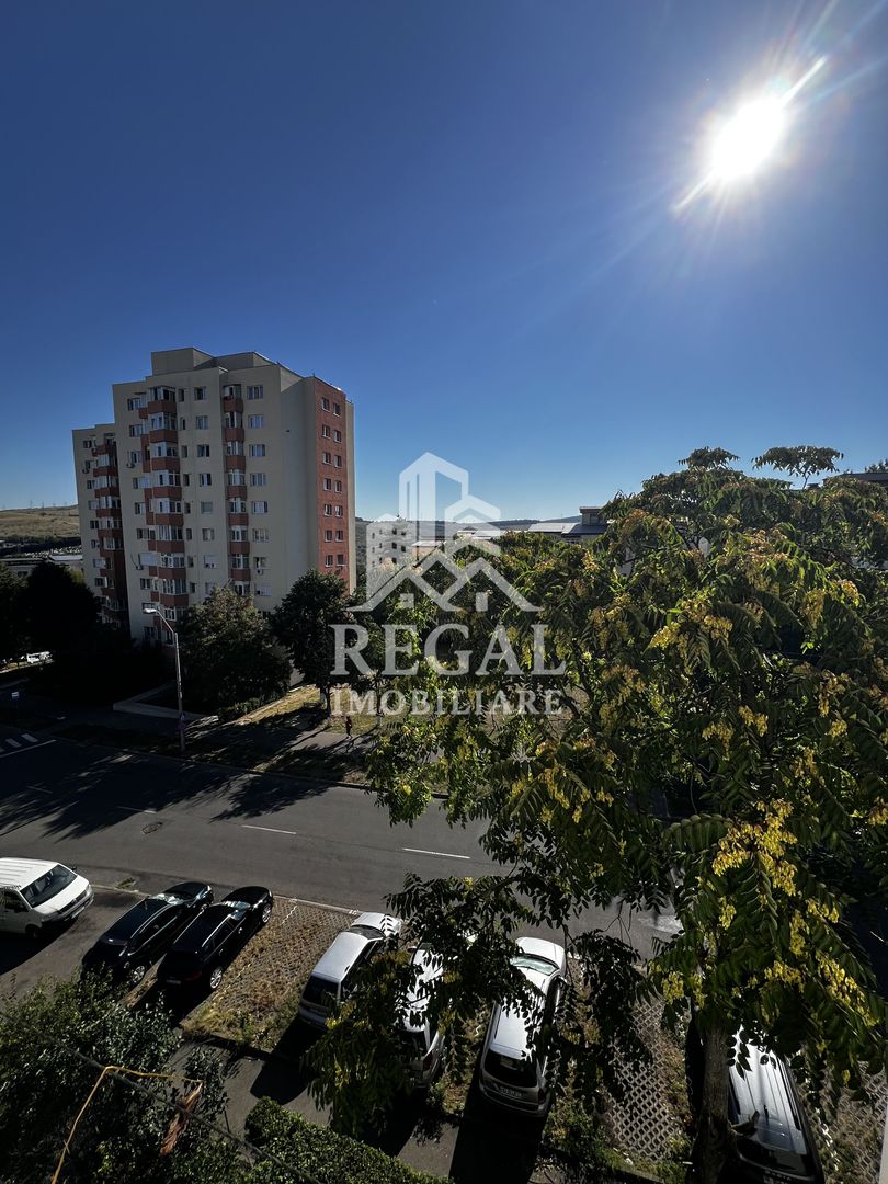 Apartament 3 camere de vânzare – Micro 7 - Poză 4