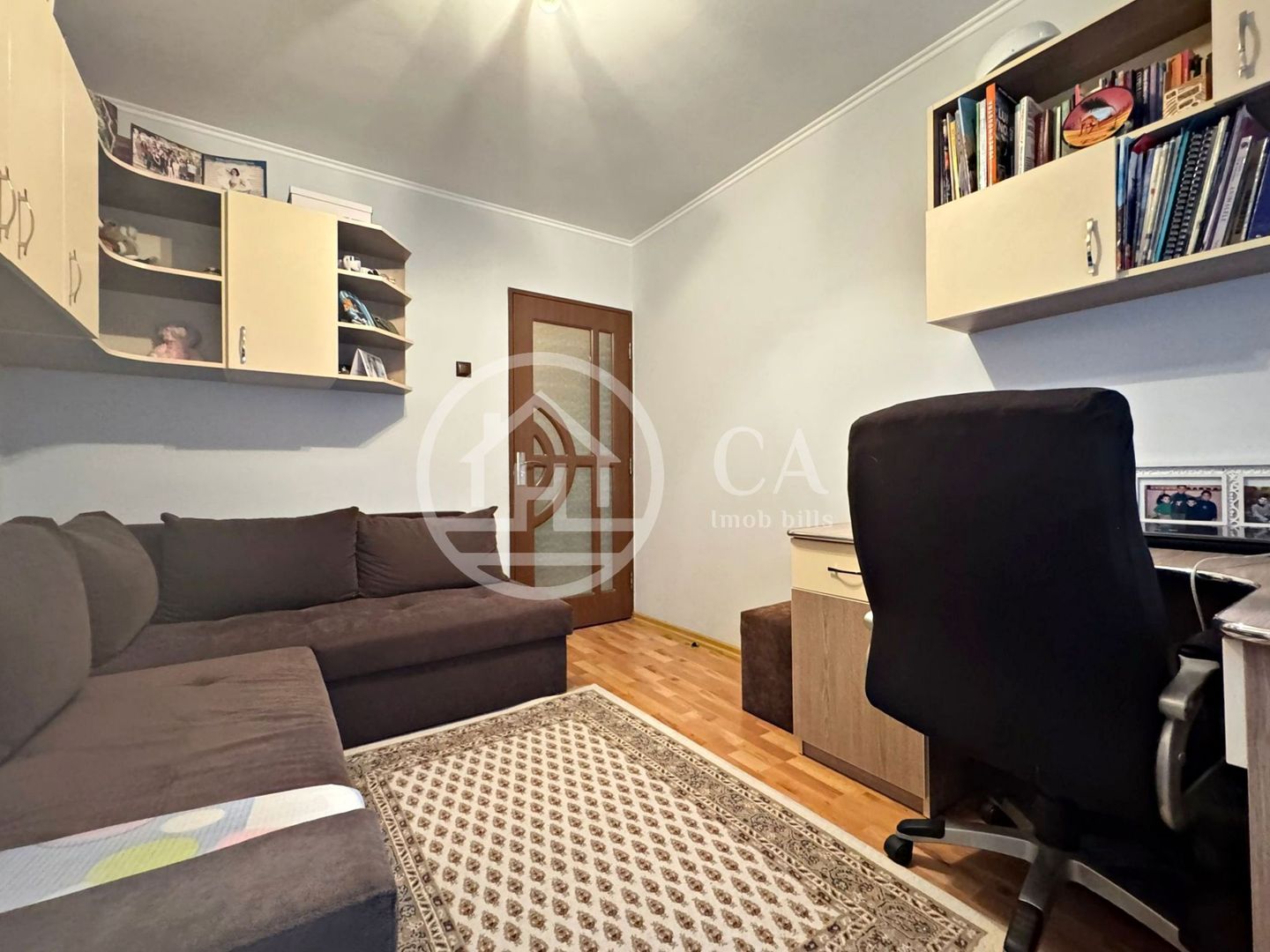 Apartament cu 3 camere de vanzare in Decebal, Oradea - Poză 5