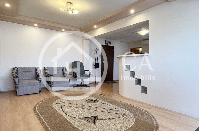 Apartament de închiriat cu 3 camere în zona Rogerius, Oradea - Poză 3