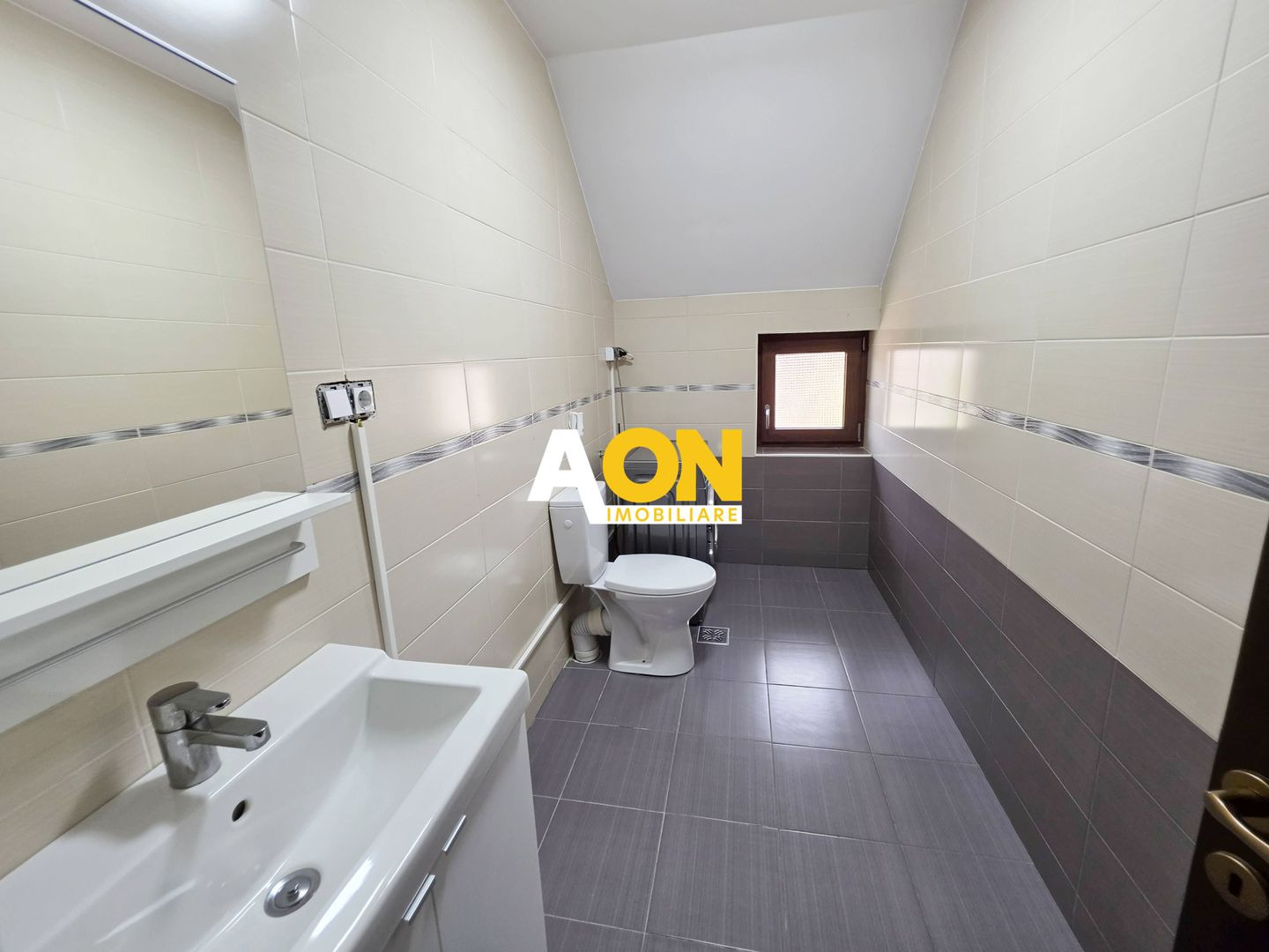Casa 5 camere, mobilata, utilata,  427 mp teren, Barabant - Poză 20