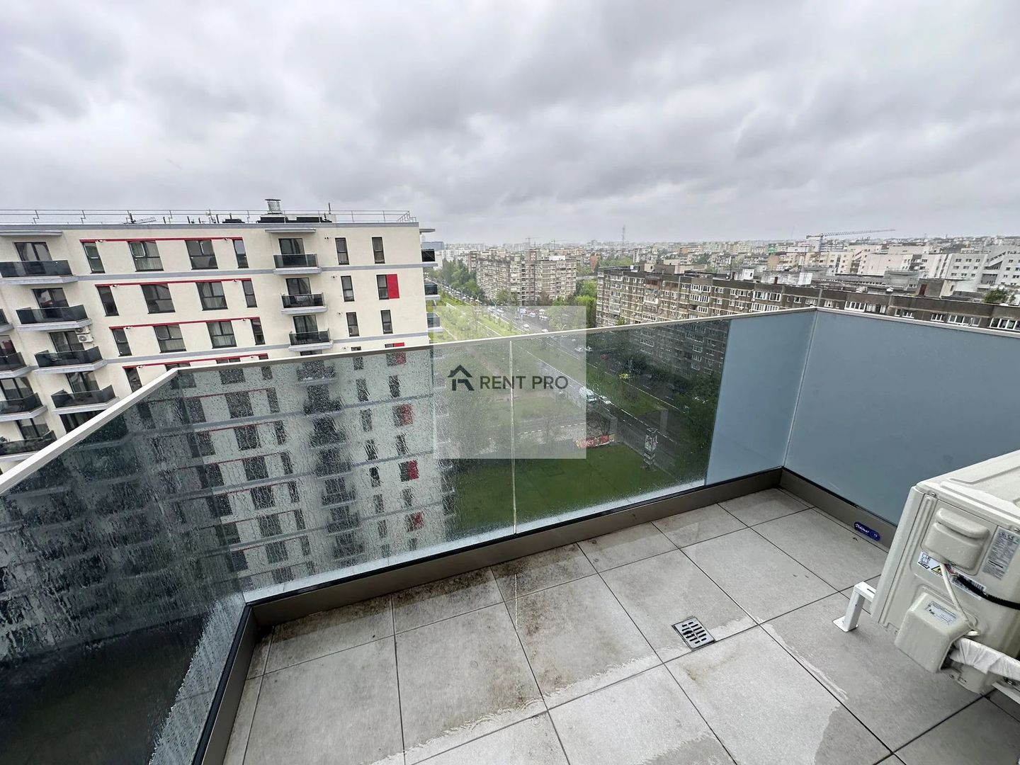 2 Camere Cu Vederea  Exigent Plaza Residence - Poză 17