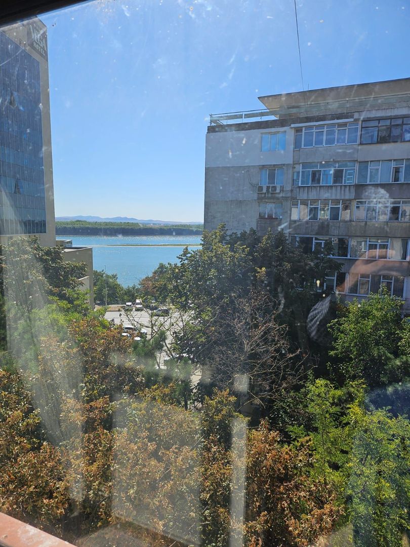 Vanzare - 2 camere, P-uri - Faleza - Poză 1