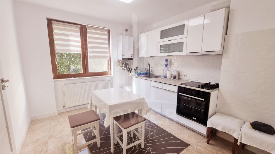 Apartament 3 camere de vânzare | Zona Ștrand-Sibiu - Poză 3
