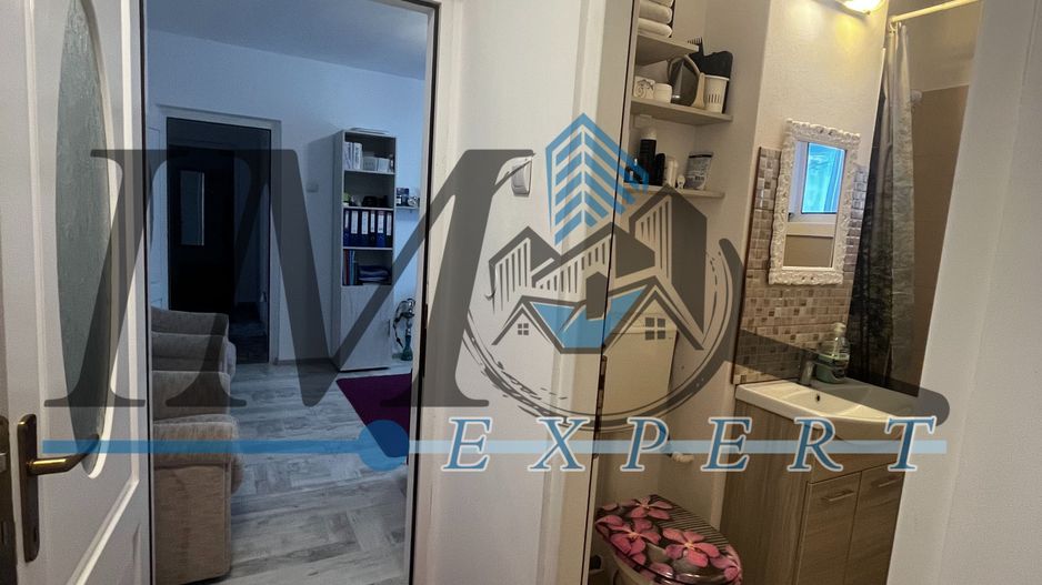 Apartament cu 2 camere la etajul 2 in Sebeș - Poză 9