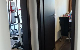 Apartament 3 camere , 2 băi 2 balcoane, Etaj 2, Cartier Turnisor - Poză 10