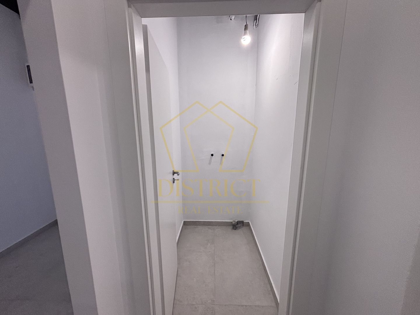 Spatii comerciale 56 si 79mp, bloc nou | Lipovei - Poză 5