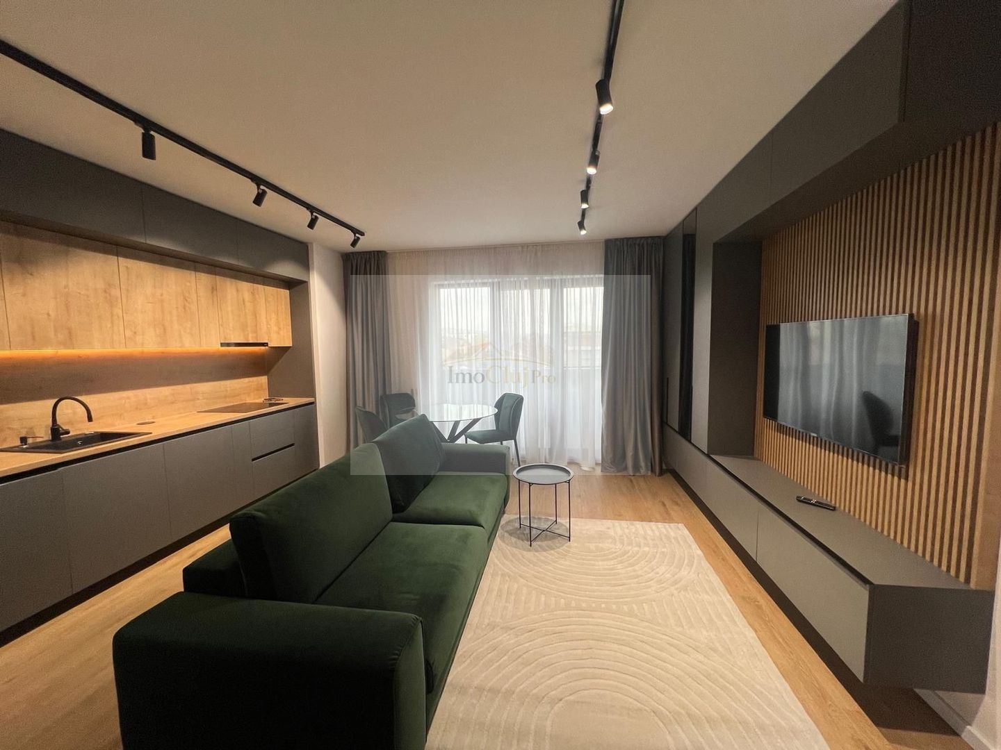 Apartament 2 camere LUX | Semicentral | Parcare | zona Liberty Park - Poză 2