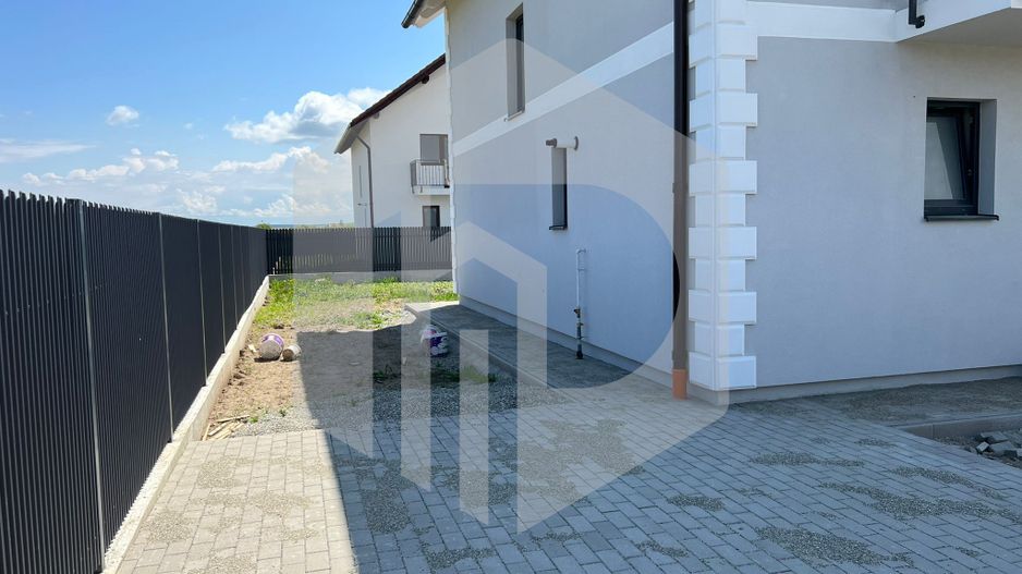 Casa Single Cristian | 4 Camere | 570mp de  Gradina - Poză 3