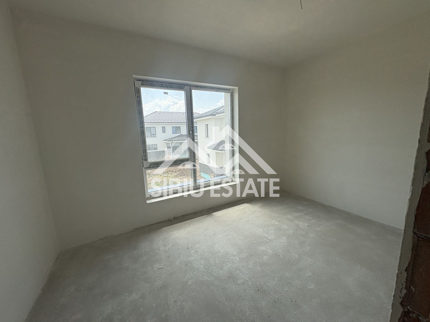 Casă individuală  lângă Sibiu | 5 camere | 136 mp utili | Teren 600mp - Poză 6