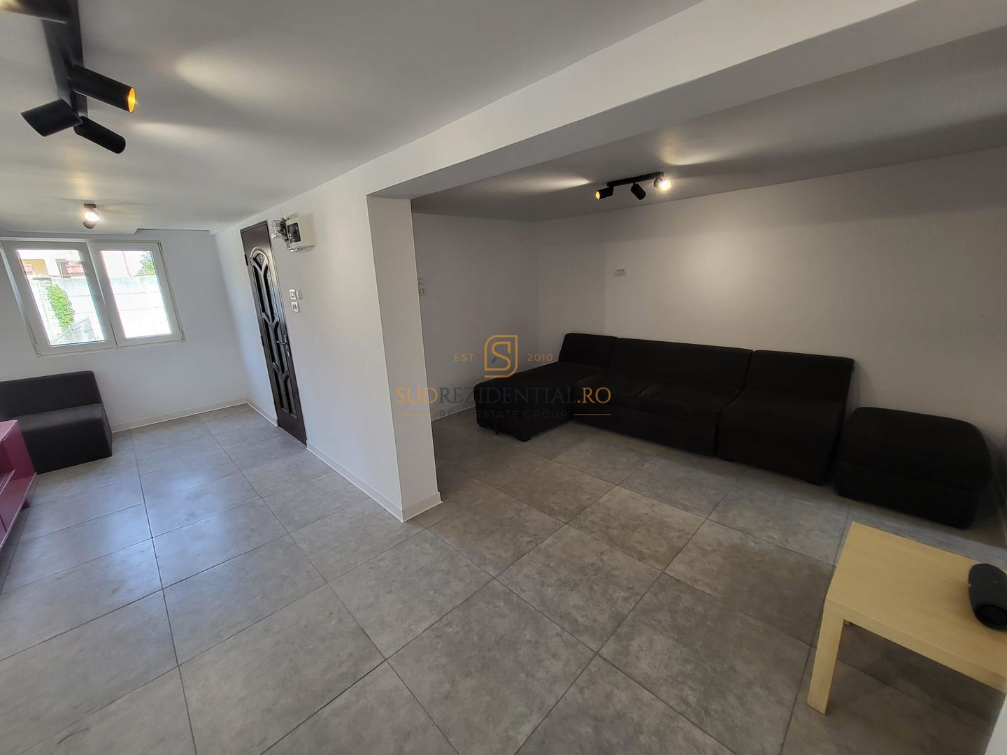 Inchiriere proprietate multifunctionala cu teren, Sector 4 - Poză 1