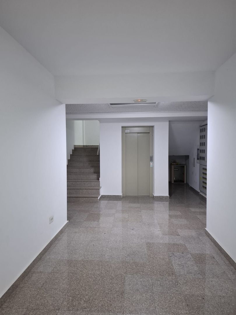 OTOPENI,  APARTAMENT 2 CAMERE - Poză 2