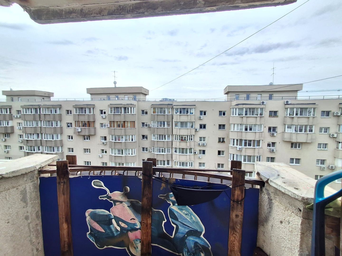 De Vanzare Apartament cu 3 camere  Mall Vitan imobil constr 1985-1990 - Poză 16