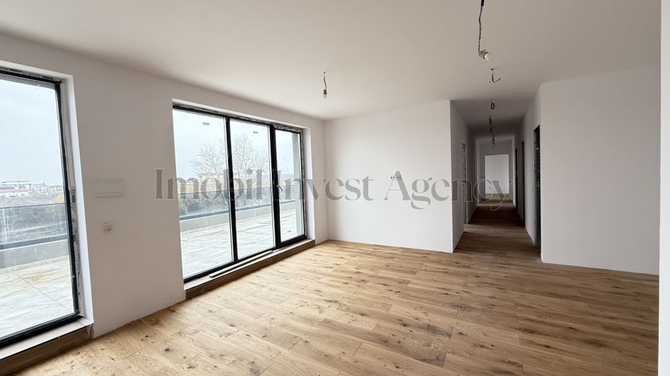 Apartament 4 camere de vanzare Pipera in bloc cu vedere la lac - Poză 21