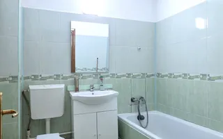 Apartament cu 3 camere, etaj 8, mobilat și utilat, zona GARĂ; - Poză 12