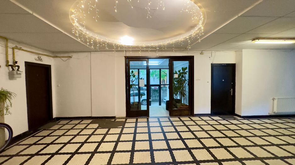 Apartament 4 camere Batistei, strada Vasile Lascar, 136 mp, comision 0 ! - Poză 44