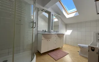 Vila spatioasa 6 dormitoare | gradina | Garaj - Poză 34