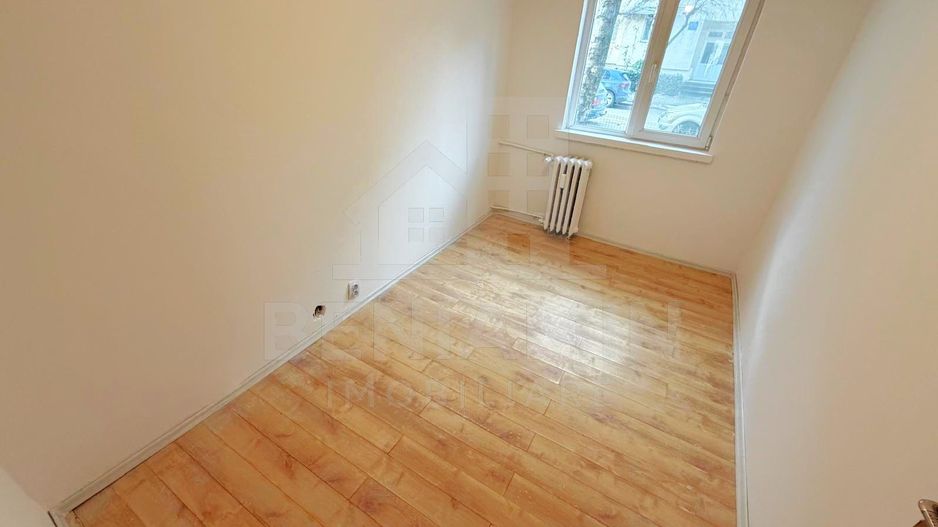 4 Decomandate-Doua bai-Parter-Disponibil Imediat-Zona linistita - Poză 3