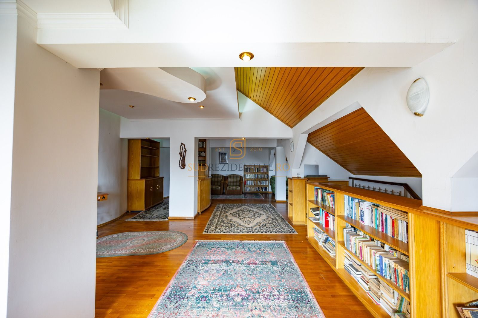 Vila impresionanta D+P+E+M | 500+ mp | teren 2652 mp | piscina - Poză 24