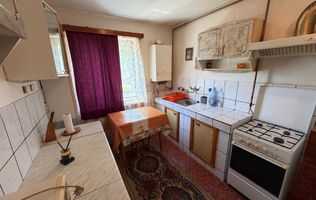 Apartament 2 camere, parter - Cugir