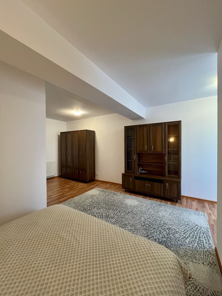 Garsonieră 45 mp cu grădină proprie, centrală, bloc tip vilă - Poză 4