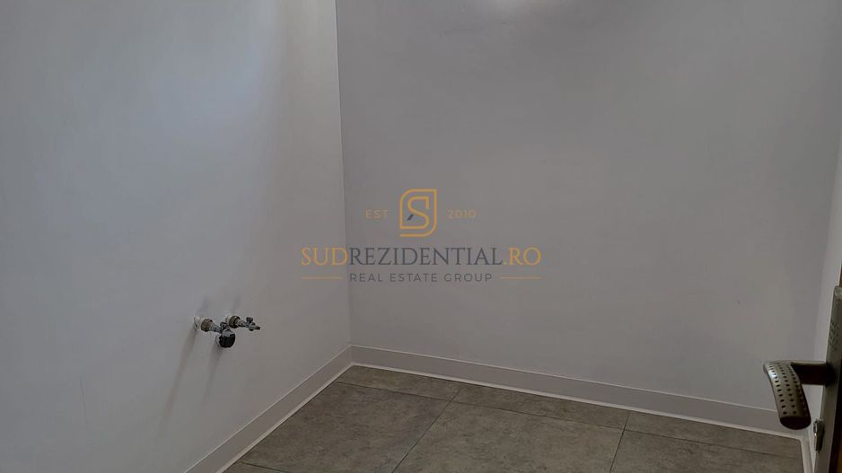 Inchiriere proprietate multifunctionala cu teren, Sector 4 - Poză 2