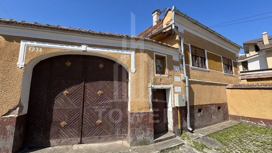 Casă rustică de vânzare în Tilișca, (Marginimea Sibiului) - Poză 9