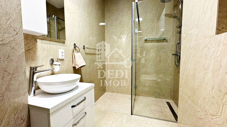 Apartament cu 3 camere de inchiriat Ceyrat, Oradea - Poză 13