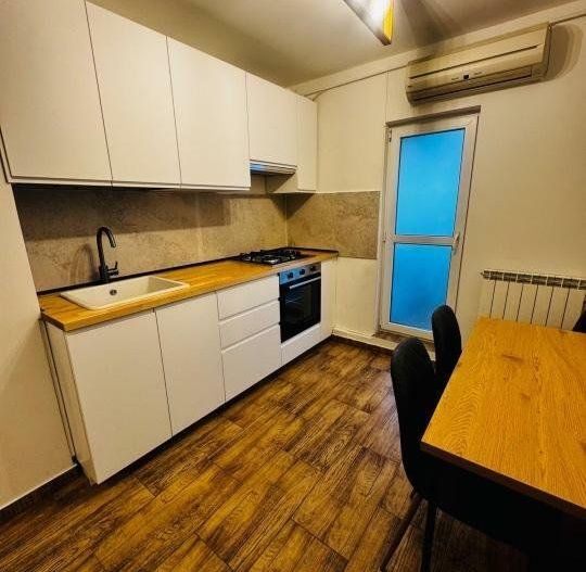 Inchiriere aparatament 2 camere Aviatiei - proprietar - Poză 11