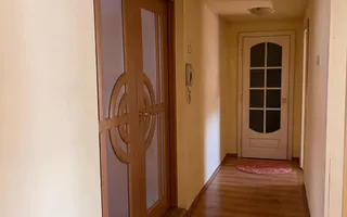 Apartament 4 camere 132 mp-balcon-ideal locuire- zona Calea Moldovei - Poză 11