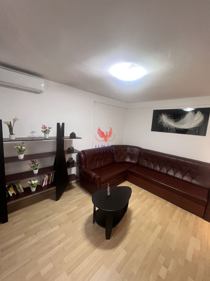 Decomandat, stradal, Calea Bucuresti etaj 1 - Poză 63