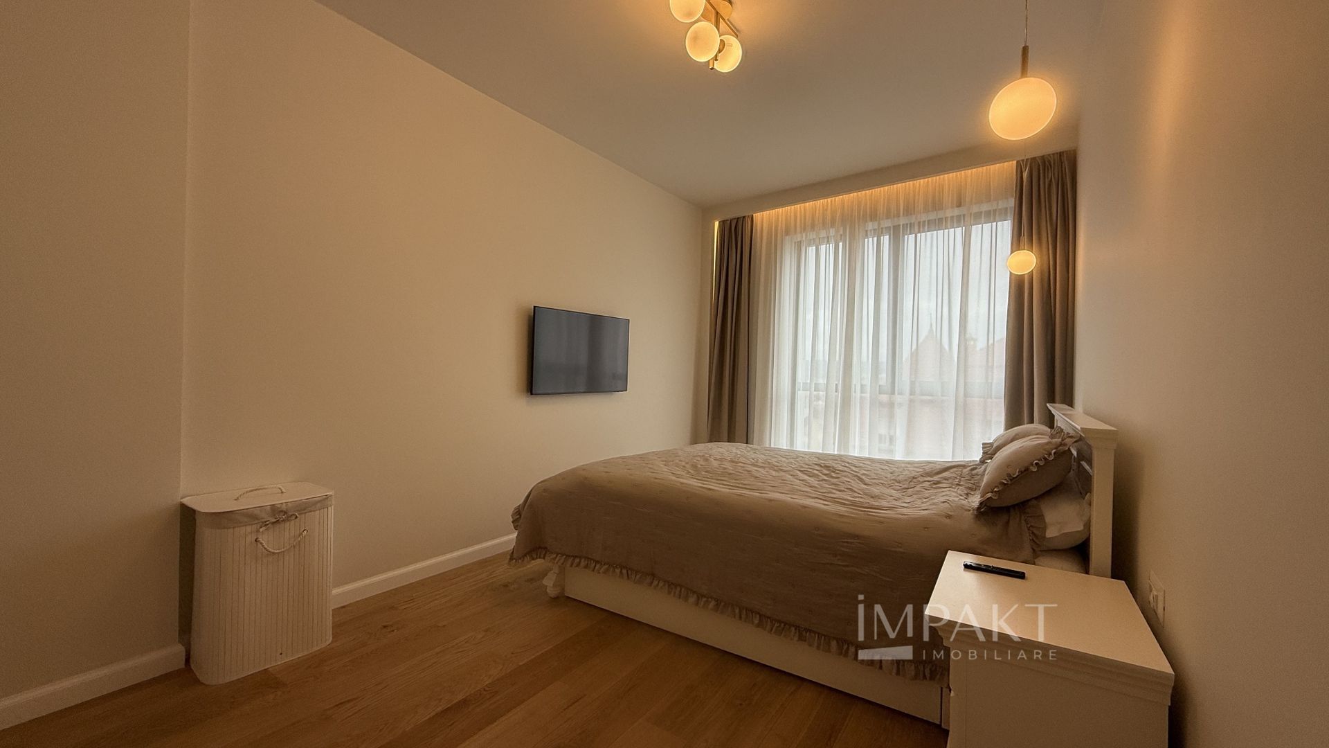 Apartament modern cu 3 camere prima inchiriere in Piata Cipariu - Poză 15