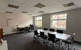 Închiriere clădire în centrul orașului Satu Mare, 632 mp - Poză 1