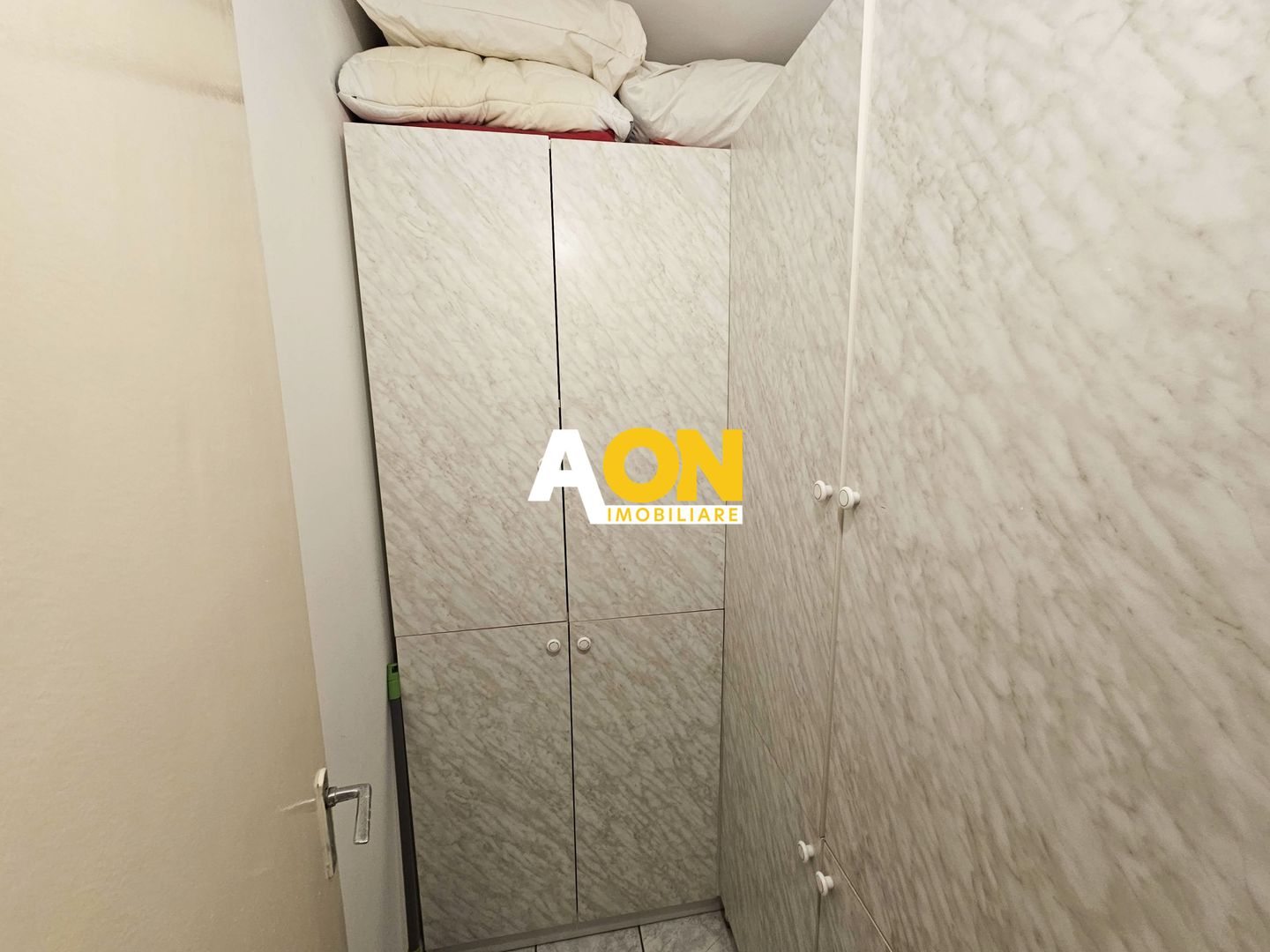 Apartament 3 camere, 2 bai, etaj 2, Cetate, zona Scolii Mihai Eminescu - Poză 9
