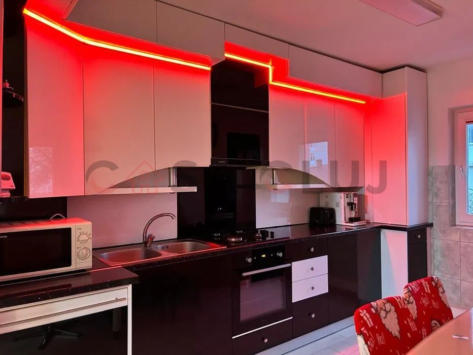 La cheie, cu doua balcoane, gata sa devina noul tau "acasa" - Poză 6