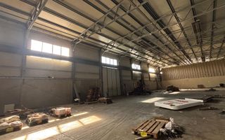 Depozit cu showroom de inchiriat de 1600 mp - Poză 16