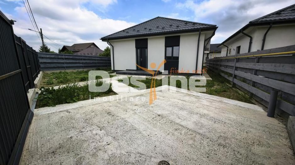 Casă individuală 3 camere 2 bai 313 mp teren Lunca Cetațuii - Poză 2