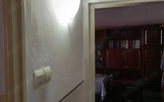 Schimb ap.3 camere decomandat et . 2 . M17 cu ap. 3 camere parter - Poză 1