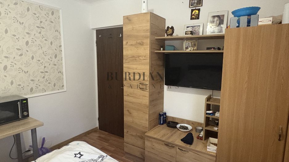 Apartament cu 3 camere de vânzare Dristor / Fizicienilor - Poză 2