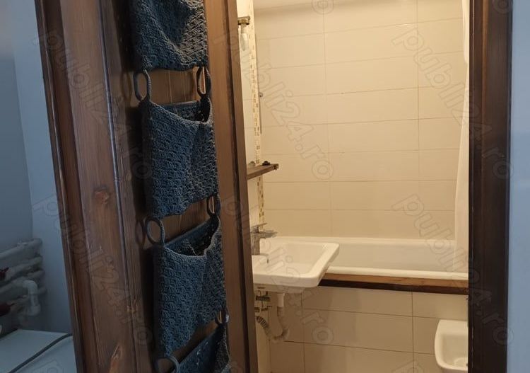 Apartament cu 3 camere in zona Lacul-Tei - Poză 7
