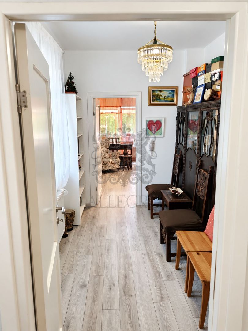 3 Camere | Foisorul De Foc | Renovat 2025 | Deosebit | 1/3 | Boxa - Poză 3