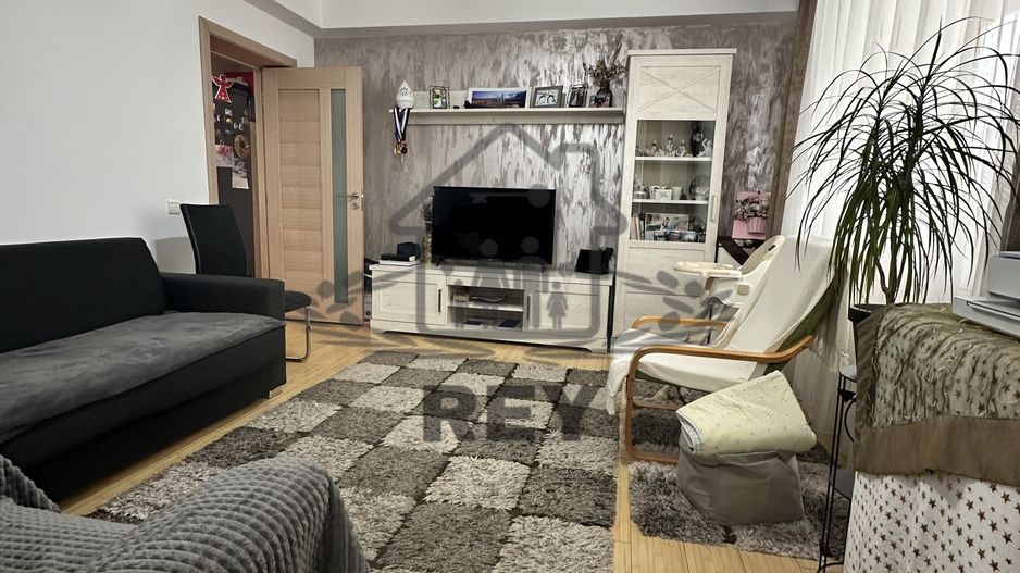 Apartament 3 camere | Etaj 1 | Turnisor - Poză 4