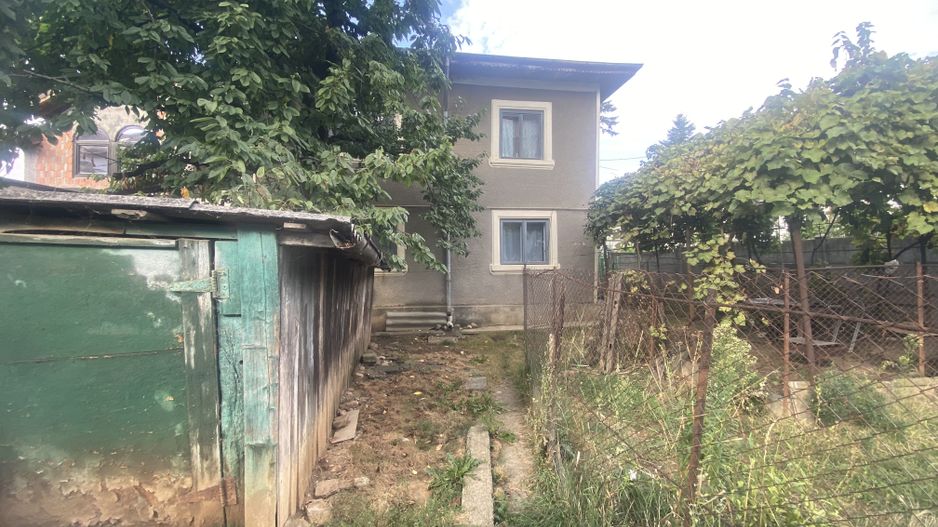 Vanzare casa cu 6 camere in Targoviste - vizavi de Colegiul Carabella - Poză 17