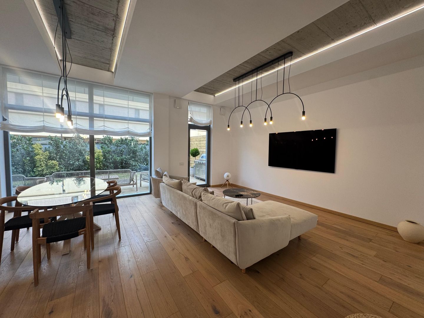 VILA SUPERBA 4 CAMERE + PARCARE ACOPERITA || PIPERA|| EPIQUE HOME - Poză 3