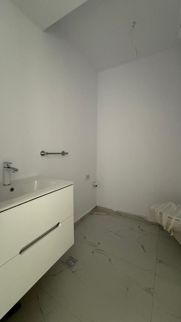 INTABULAT! Ap. 3 camere, decomandat+loc de parcare -130000 euro-BUCIUM - Poză 7