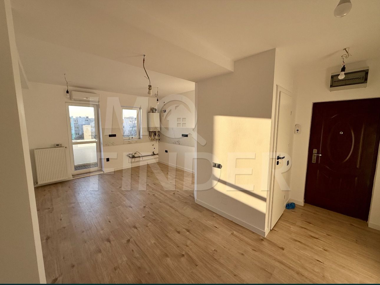 Apartament cu 2 dormitoare, bucatarie separata, 67.5 mp , langa Iulius Mall - Poză 2
